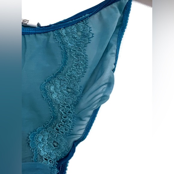 NWT Calvin Klein aqua blue sheer bra 36C, string bikini Medium AND thong, 3 pcs. - Picture 14 of 16